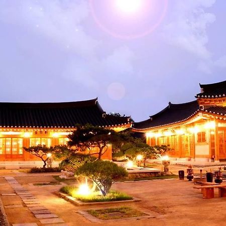 Hwangnamguan Hanok Village Gyeongju Eksteriør bilde