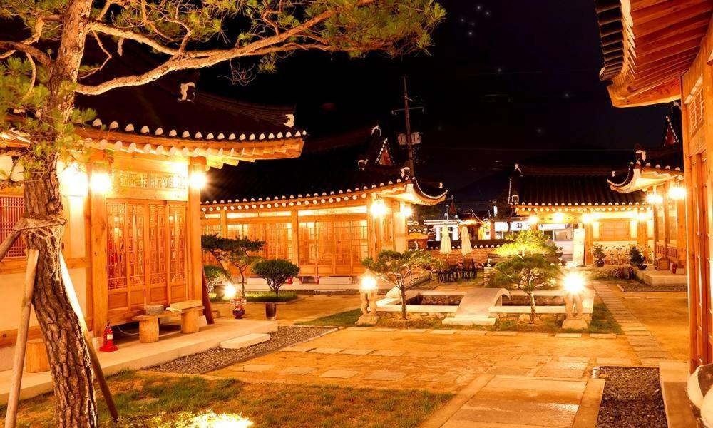 Hwangnamguan Hanok Village Gyeongju Eksteriør bilde